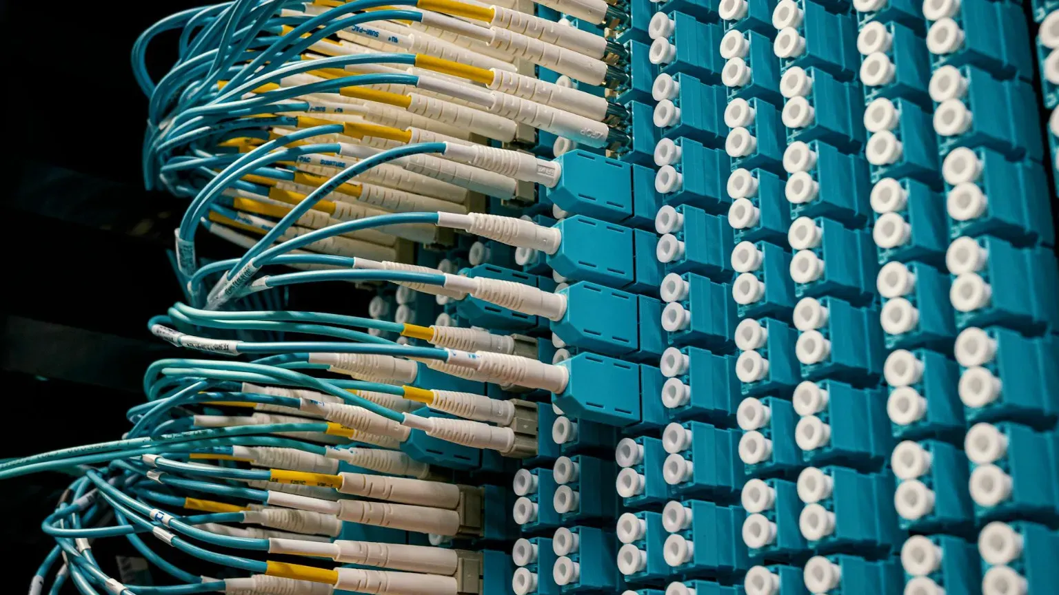 Kostenloses Stock foto di cavi blu, rete computer, locale computer